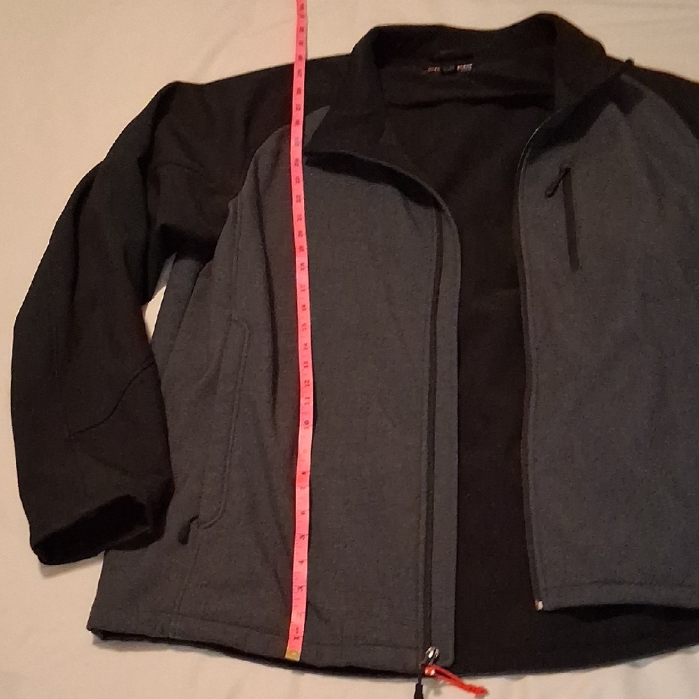 Kirkland Signature Black and Gray Heavy Jacket, XXL